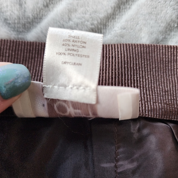 LOFT pencil skirt, size 6, brown - Picture 5 of 5